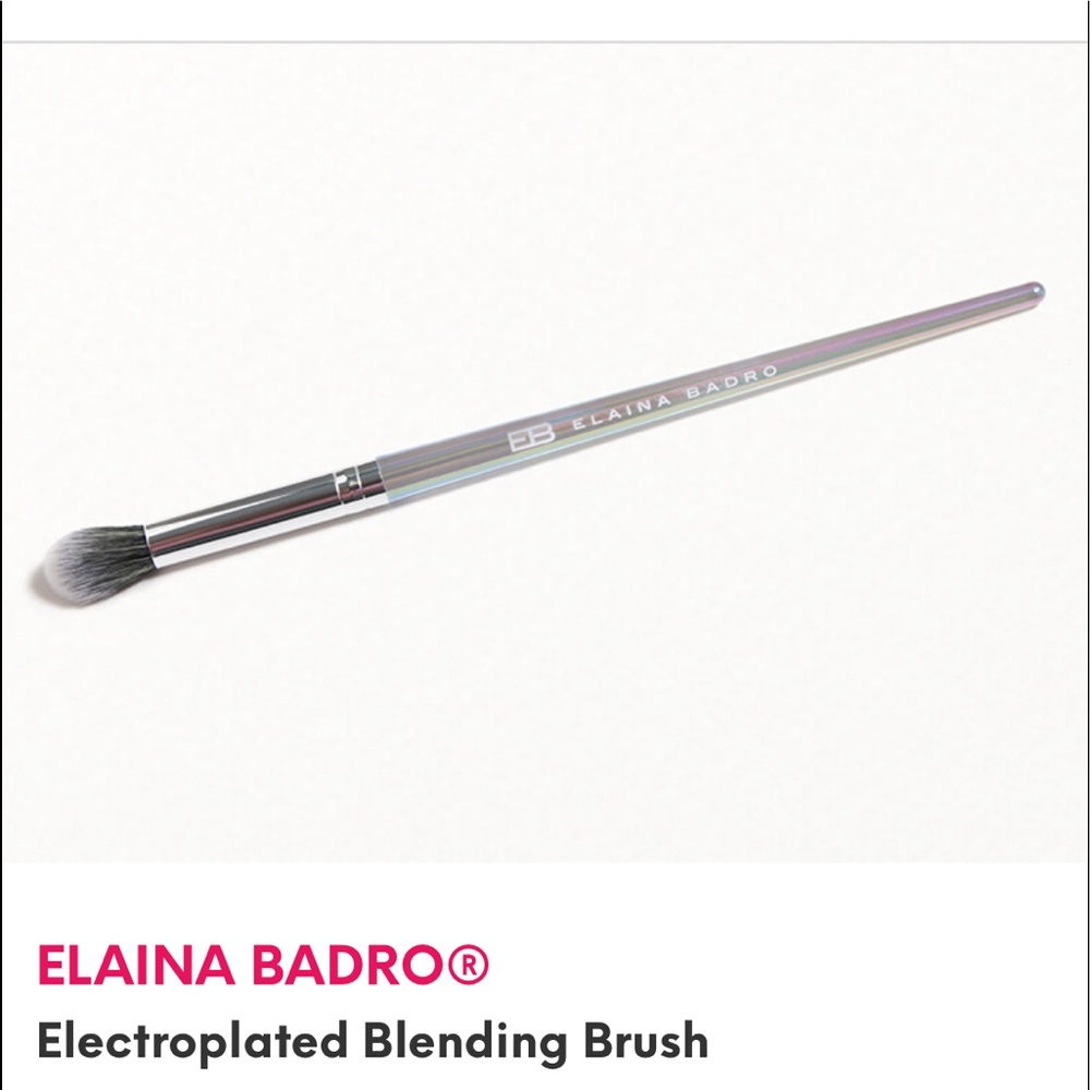 ELAINA BADRO®
Electroplated Blending Brush